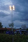 Das Aggregat des Ortsverbandes Memmingen sorgt für Licht an der Einsatzstelle.